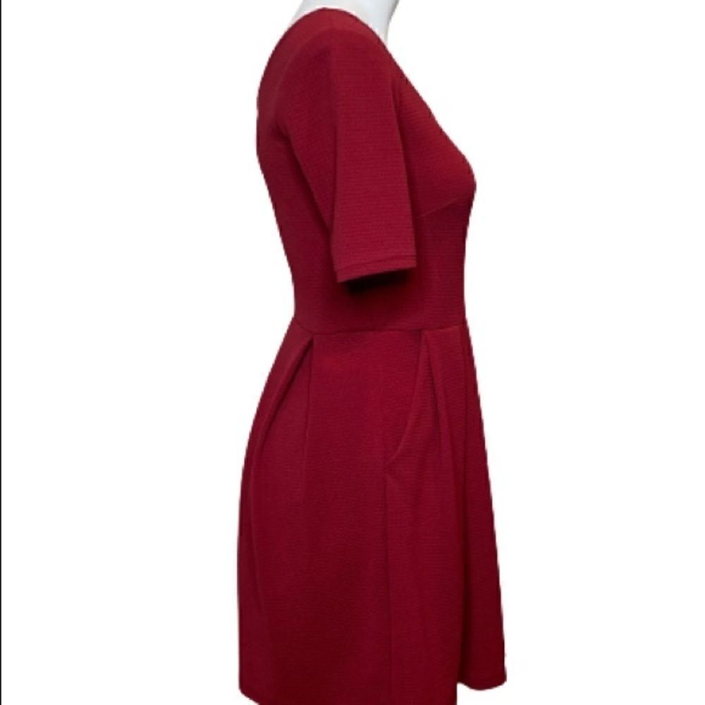 Lush burgundy short sleeve skater dress with pockets size M - Picture 5 of 13